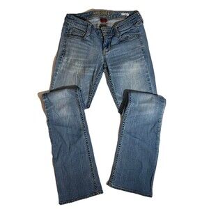 Juniors Size 3 Average Bootcut Jeans, Arizona Jean Co, Light Wash